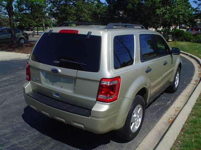 2011 Ford Escape XLT 4dr SUV